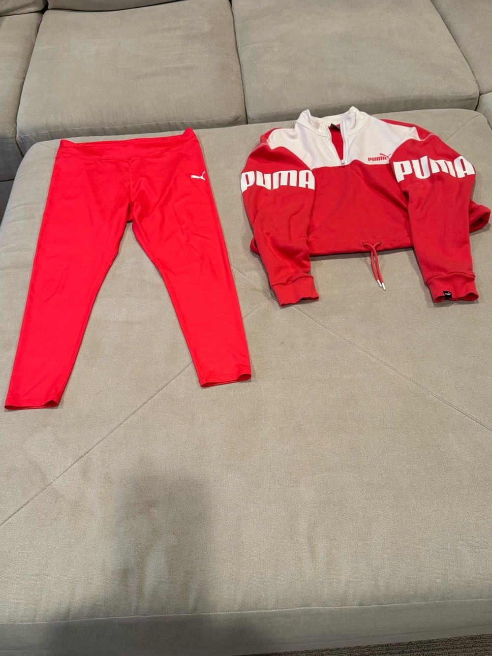 Puma Women’s pink Athletic Leggings & Jacket